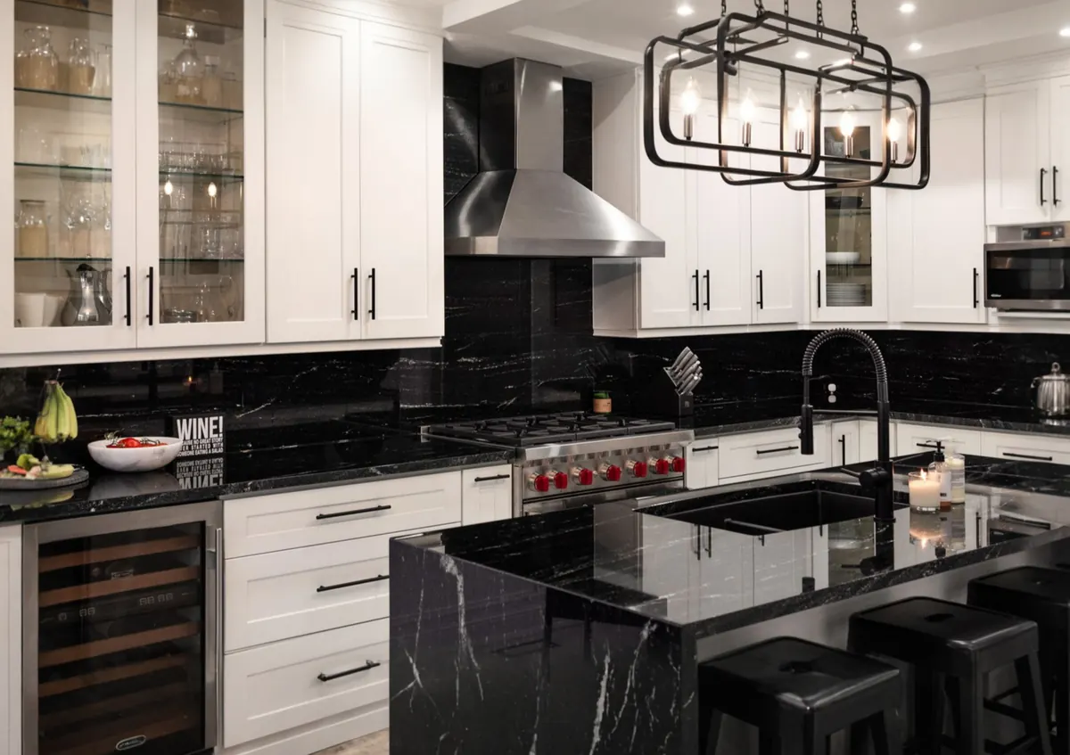 Residential renovation contractor serving Hamilton